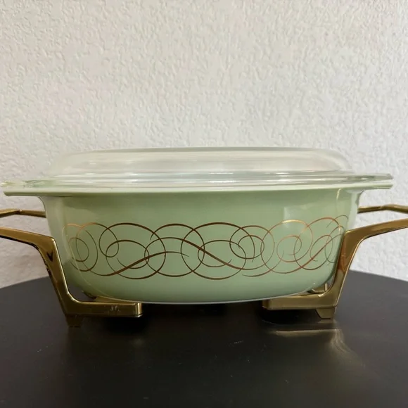 1962 Vintage Pyrex Golden Scroll Casserole Set - Light Green with Gold Accents - Picture 3 of 9